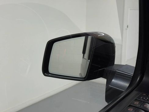 Used 2018 Mercedes-Benz G 550 Squared image 22