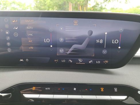 New 2026 Buick Enclave Preferred image 23