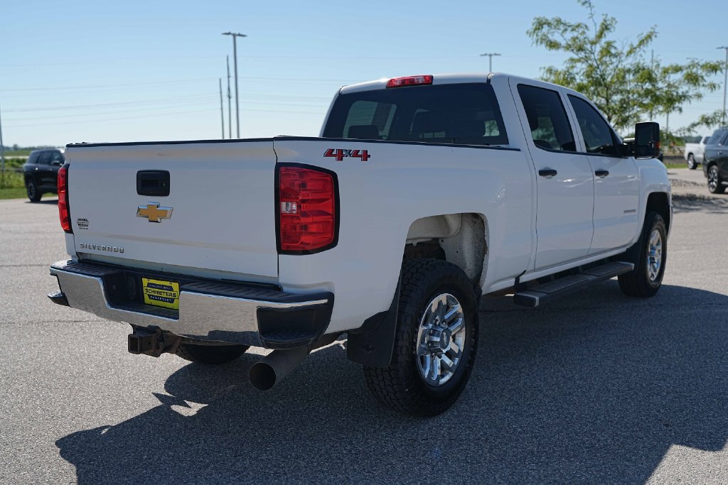 Used 2018 Chevrolet Silverado 3500 W/T w/ WT Convenience Package AWD/4WD image 6