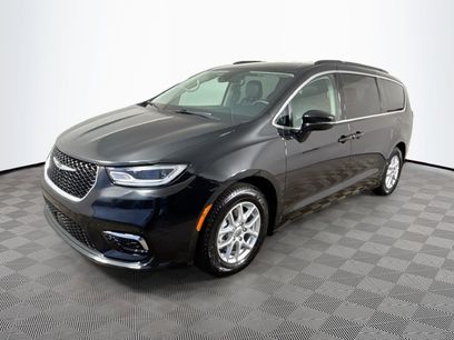Used 2022 Chrysler Pacifica Touring-L