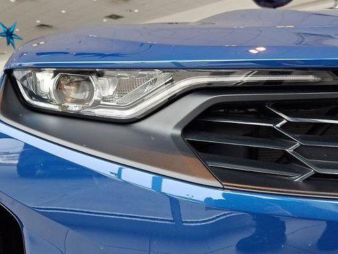 Used 2020 Chevrolet Camaro LT w/ RS Package image 9