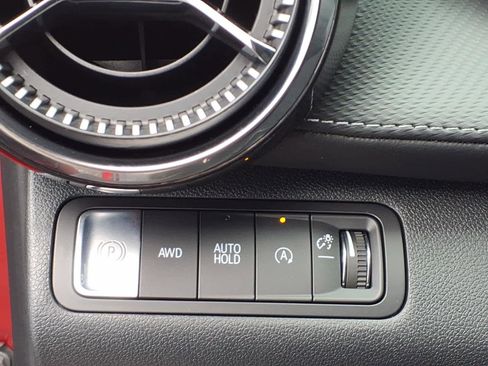 Used 2026 Chevrolet Equinox LT AWD/4WD image 11