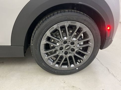 New 2025 MINI Cooper S image 11