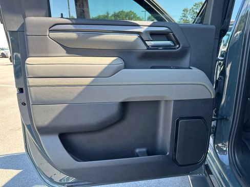 Used 2026 Chevrolet Silverado 2500 ZR2 AWD/4WD image 24