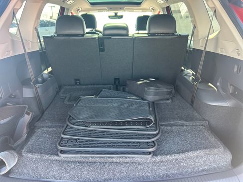 Used 2018 Volkswagen Tiguan SEL FWD image 32
