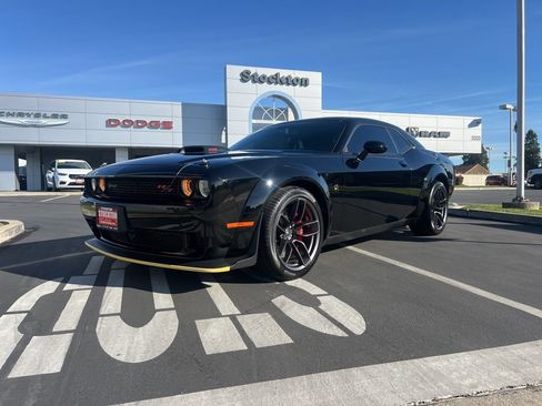 Used 2021 Dodge Challenger R/T Scat Pack image 6