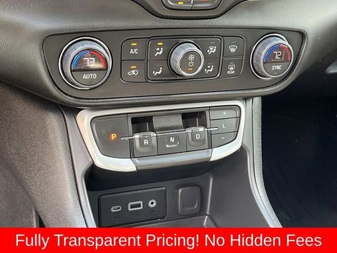 Used 2022 GMC Terrain SLE w/ Driver Convenience Package AWD/4WD image 30