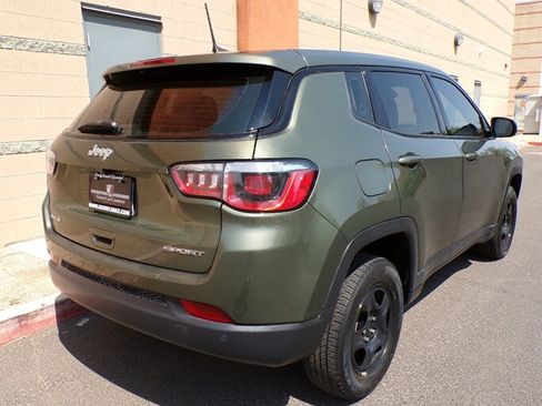 Used 2019 Jeep Compass Sport w/ Tech Group AWD/4WD image 7