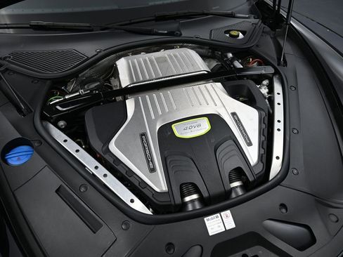 Certified 2018 Porsche Panamera Turbo S image 35