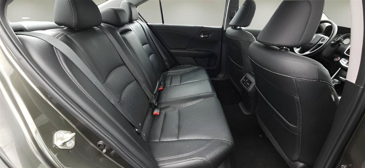 Used 2015 Honda Accord EX-L image 28