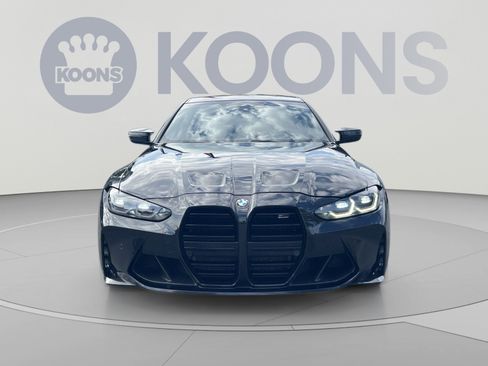Used 2022 BMW M4 Competition w/ M Carbon Exterior Package RWD image 11