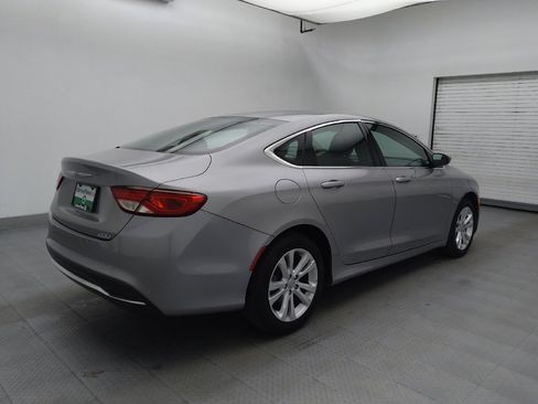 Used 2015 Chrysler 200 Limited FWD image 9