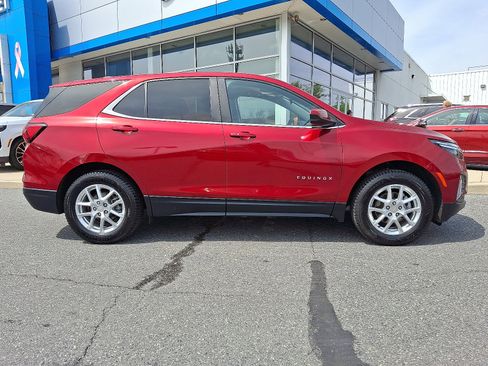 Certified 2022 Chevrolet Equinox LT image 8