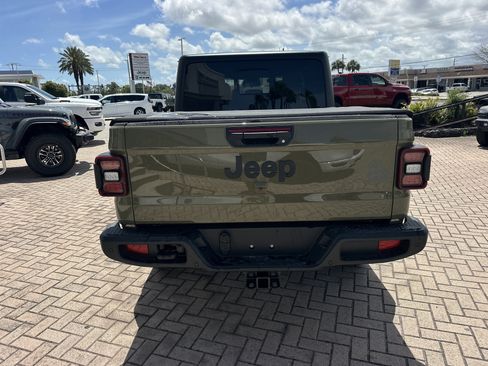 New 2026 Jeep Gladiator Willys AWD/4WD image 7
