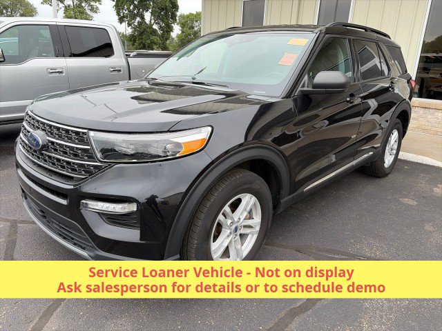 Used 2024 Ford Explorer XLT w/ Equipment Group 202A AWD/4WD image 1