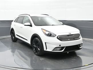 Used 2019 Kia Niro S Touring video 2