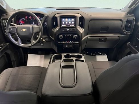 Used 2020 Chevrolet Silverado 1500 Custom w/ Custom Value Package AWD/4WD image 13