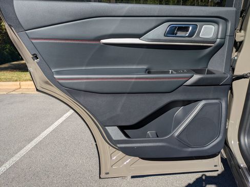 New 2026 Ford Explorer ST w/ Sun And Sound Package image 27