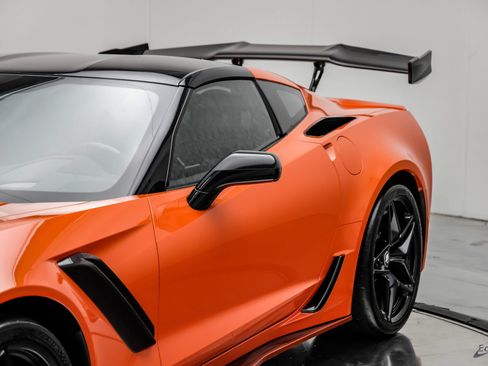 Used 2019 Chevrolet Corvette ZR1 RWD image 37