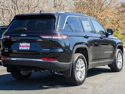 New 2025 Jeep Grand Cherokee Laredo X w/ MOPAR Finishing Package AWD/4WD image 6