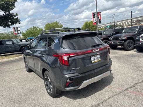 Used 2026 Kia Seltos EX FWD image 28