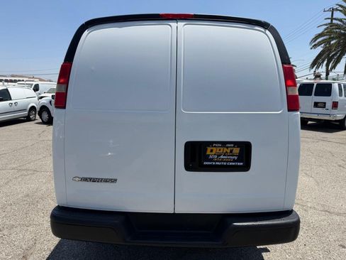 Used 2007 Chevrolet Express 3500 RWD image 7