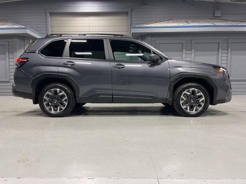 Used 2026 Subaru Forester Premium image 10