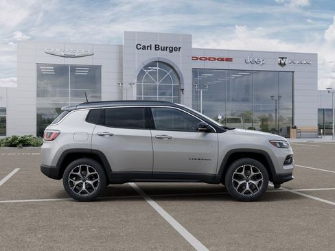 New 2026 Jeep Compass Limited image 21