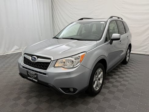 Used 2016 Subaru Forester 2.5i Limited w/ Popular Package #2 AWD/4WD image 2