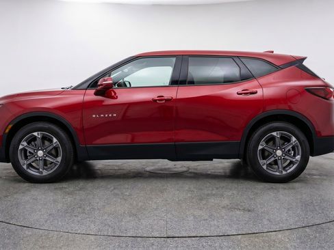 Used 2025 Chevrolet Blazer LT FWD image 5