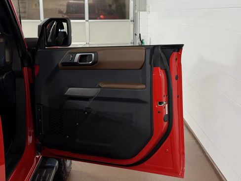 Used 2021 Ford Bronco Outer Banks AWD/4WD image 37