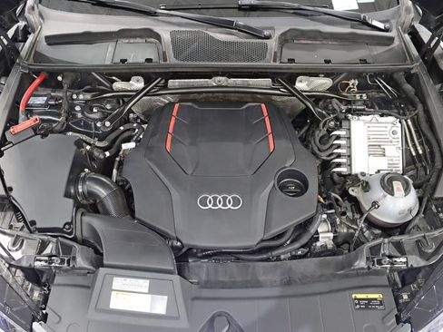 Used 2024 Audi SQ5 Premium w/ 21" Wheel Package AWD/4WD image 36