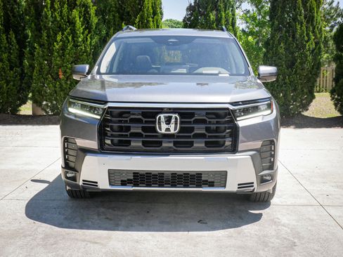 New 2026 Honda Pilot Elite image 3