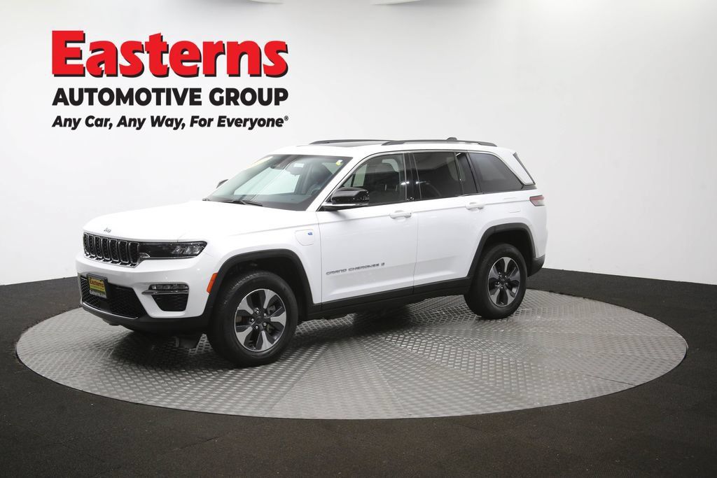 Used 2023 Jeep Grand Cherokee 4WD 4xe image 65
