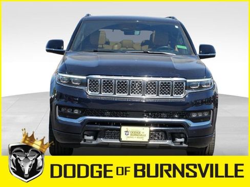 Used 2023 Jeep Grand Wagoneer Series III w/ HD Trailer Tow Package AWD/4WD image 2