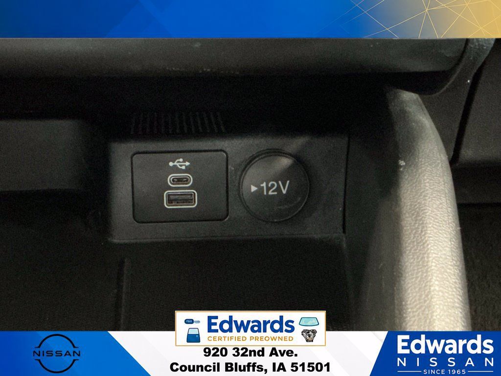 Used 2024 Ford Escape ST-Line w/ Equipment Group 301A FWD image 29