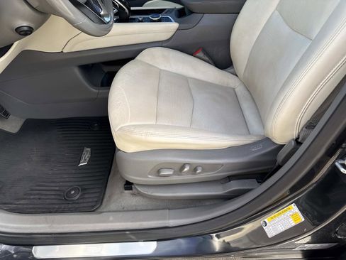 Used 2020 Cadillac XT6 Premium Luxury image 22