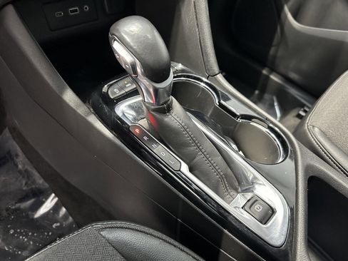 Used 2020 Buick Encore GX Select image 24