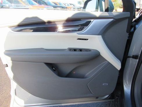 Certified 2024 Cadillac XT6 Premium Luxury w/ LPO, Floor Liner Package image 10