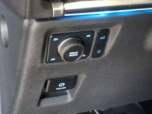 Used 2025 Ford Expedition Max Platinum w/ Stealth Performance Package image 19