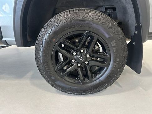 Used 2024 Chevrolet Colorado Trail Boss w/ Advanced Trailering Package AWD/4WD image 14
