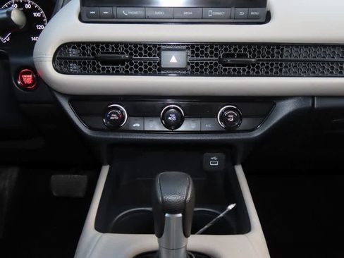 Certified 2023 Honda HR-V LX image 20