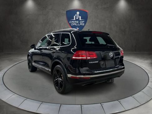 Used 2017 Volkswagen Touareg Wolfsburg Edition AWD/4WD image 3