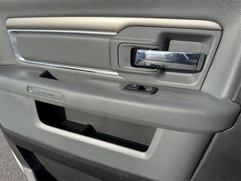 Used 2018 RAM 1500 Big Horn image 26