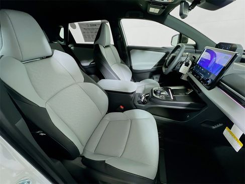 New 2026 Subaru Solterra Limited image 22