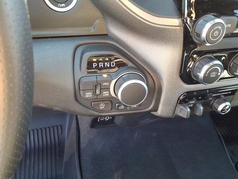 New 2026 RAM 1500 Classic Warlock image 15