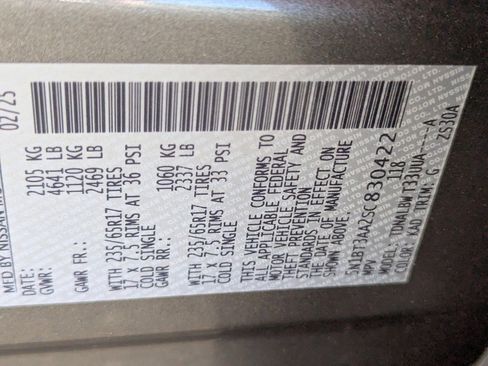 Certified 2025 Nissan Rogue S image 31