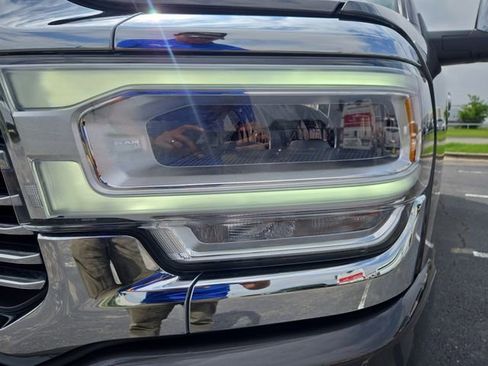Used 2024 RAM 2500 Laramie w/ Safety Group AWD/4WD image 9