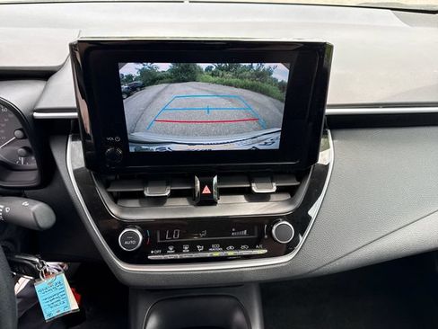 Used 2024 Toyota Corolla LE FWD image 20