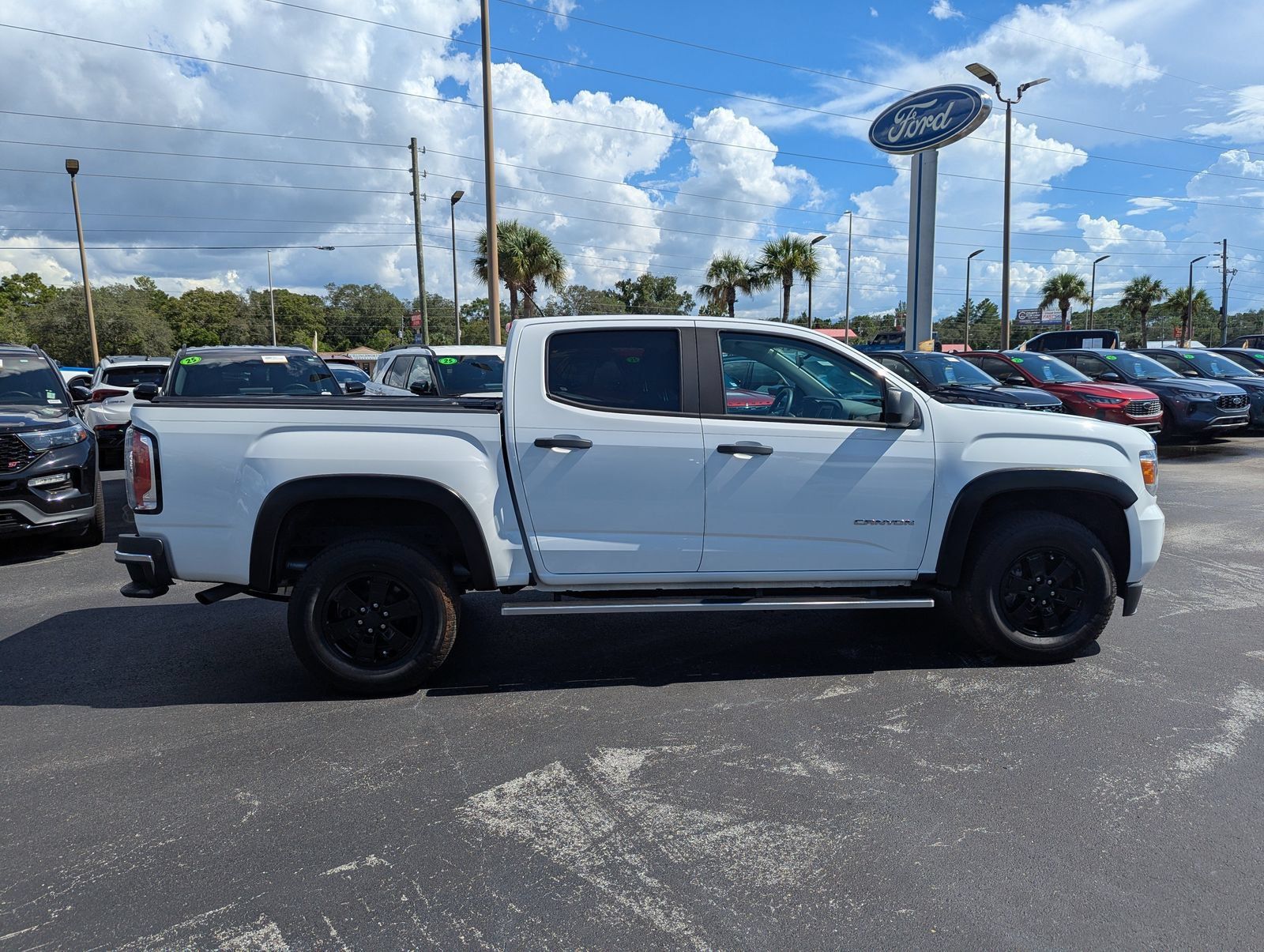 Used 2020 GMC Canyon 2WD Crew Cab w/ Convenience Package image 10